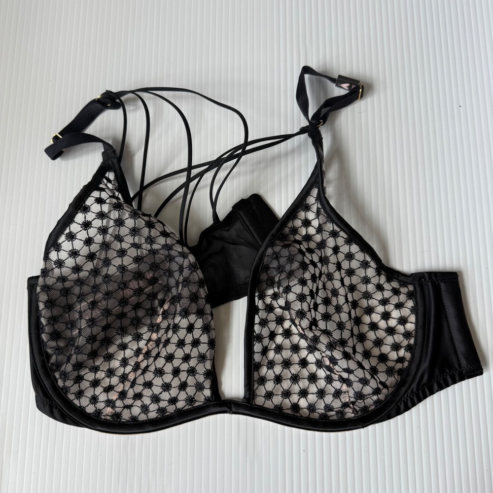 Victoria's Secret Unlined Bra Floral Lace Strappy Back Black 32DDD